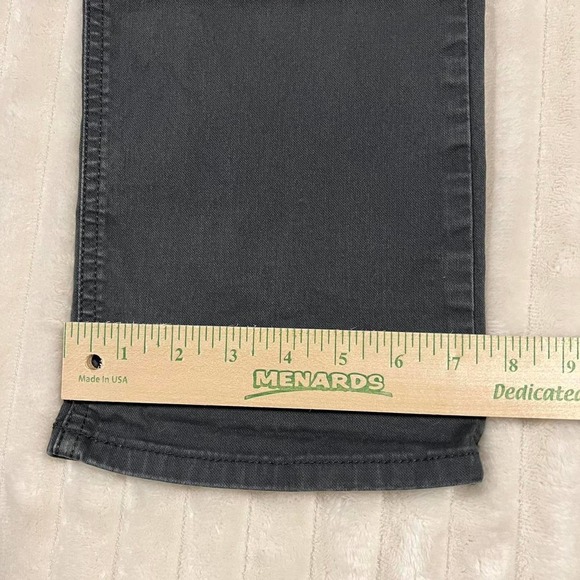 Wrangler 31x30 Gray Straight Fit Pants - Picture 3 of 8